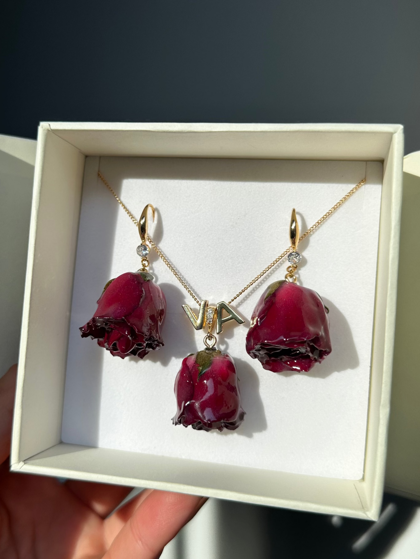 *REAL* Rose Jewelry Set